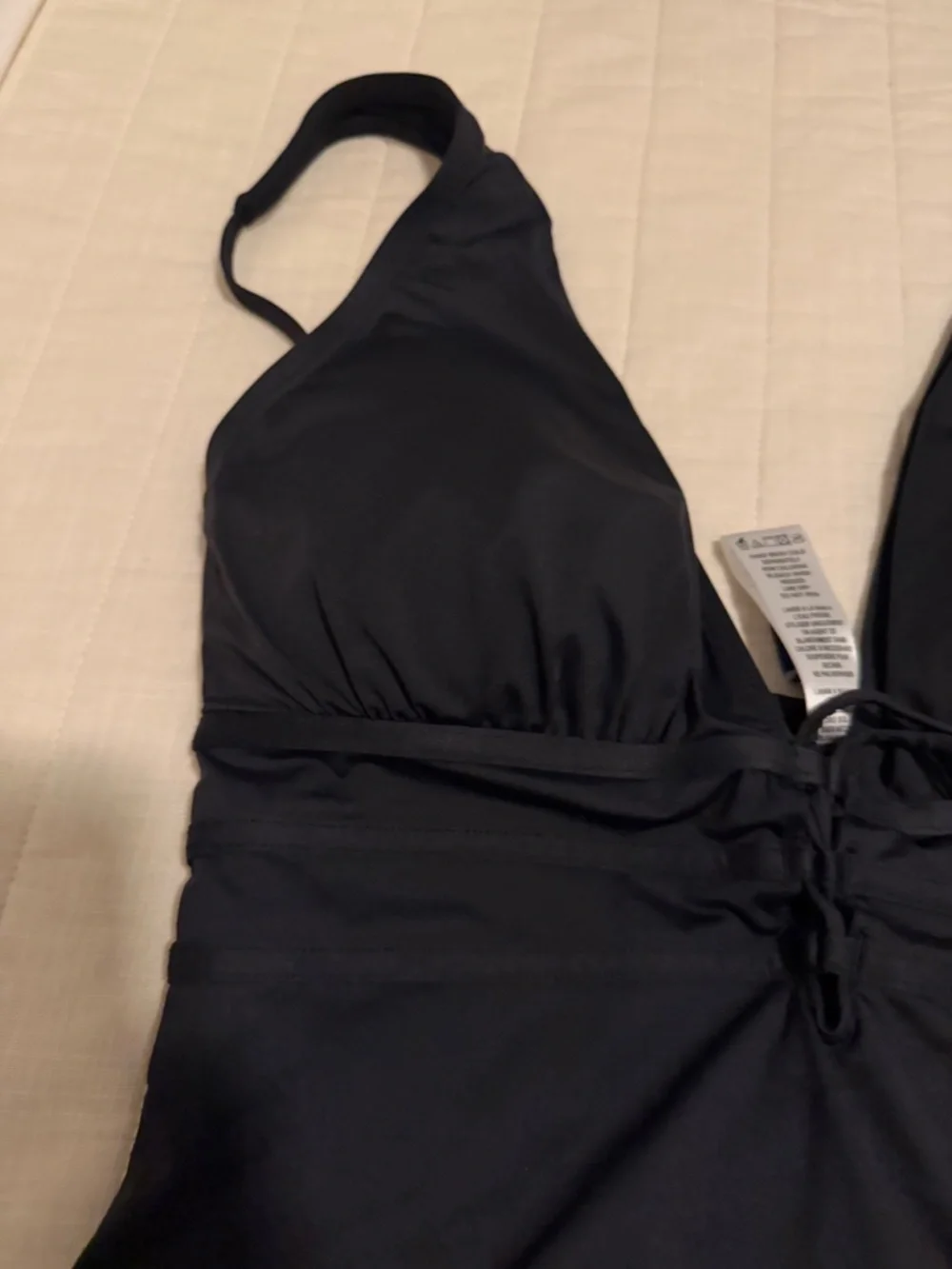 Tommy Bahama Perfect Fit One Piece in Black Size 10